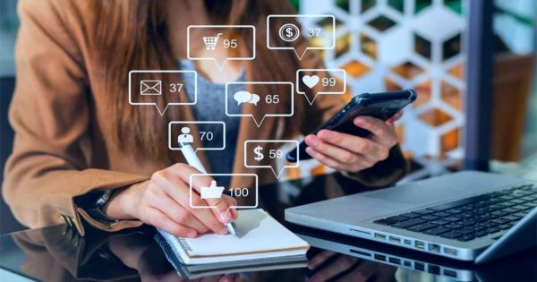 Πως τα Social Media Μπορούν να Ενισχύσουν τις Τοπικές Επιχειρήσεις στη Θεσσαλονίκη